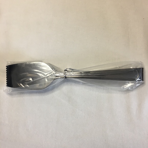 New in Box Reed & Barton Arlington Metal Salad Bowl with Tongs - Picture 8 of 12